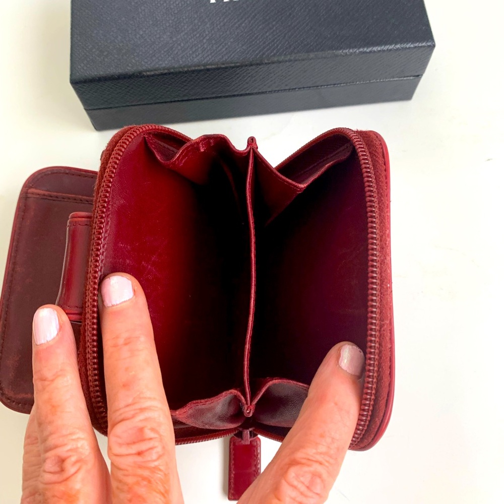 Preloved Authentic Prada Wallet Red - image 5